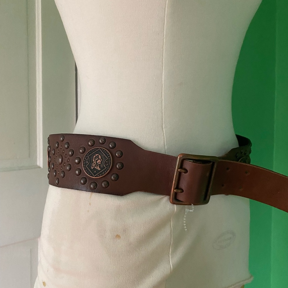 Linea Pelle coin Brown Studded Leather Belt